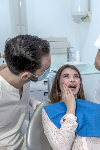 Best Emergency Dental Extractions in Lemoore Station, CA